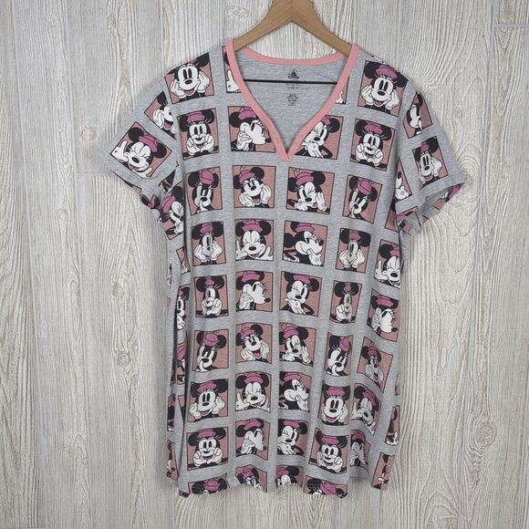 Disney World Parks Women’s 2XL Oversized Grey Minnie Mouse Picture Top Shirt - Picture 1 of 6
